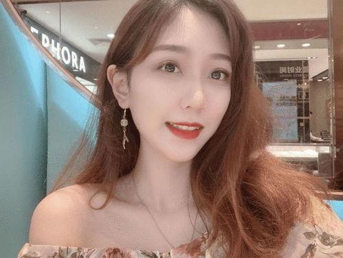 网红吃瓜女生,揭秘娱乐圈幕后真相